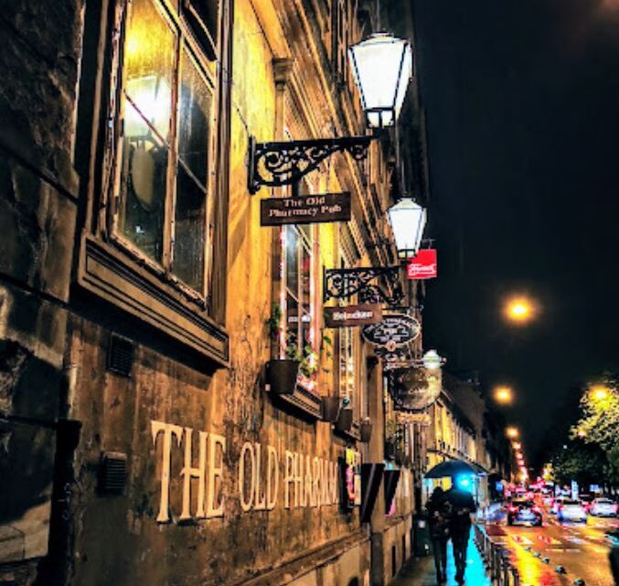 The Old Pharmacy Bar u Zagrebu: Spoj nostalgije i modernog